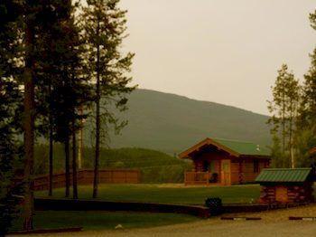 Silverwolf Log Chalets Coram Luaran gambar